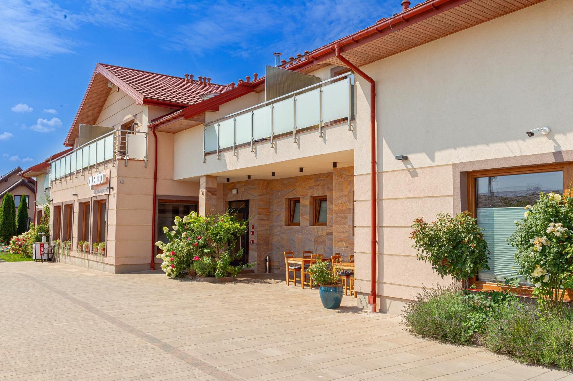 Medical Spa Kwiatowa Leczyca Exterior photo
